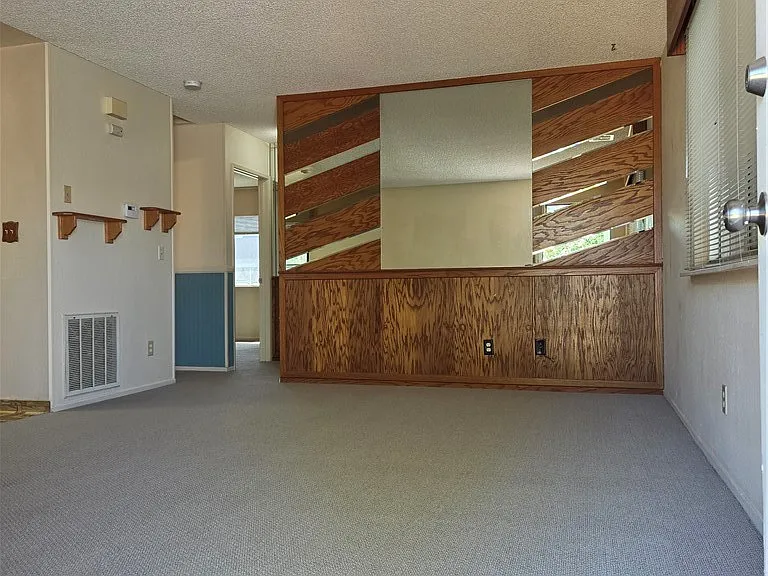 14966 Ritter St #D — Photo 2