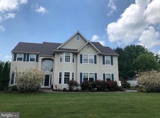 22 Angelica Dr, Avondale, PA 19311
