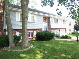 4 Shelley Rd, Arlington, MA 02476