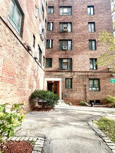 1545 Unionport Road #6B, Bronx, NY, 10462