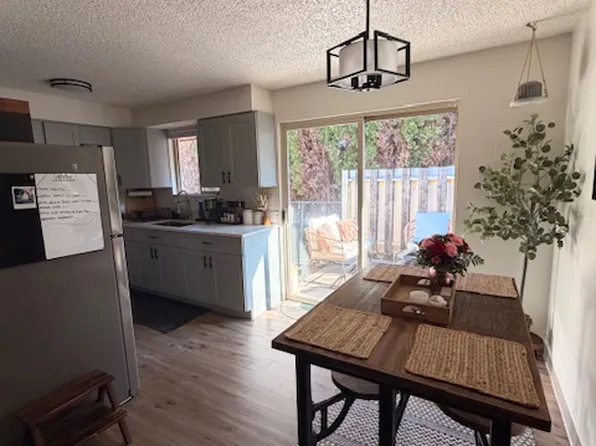 904 S 42nd Ave #L, Yakima, WA 98908