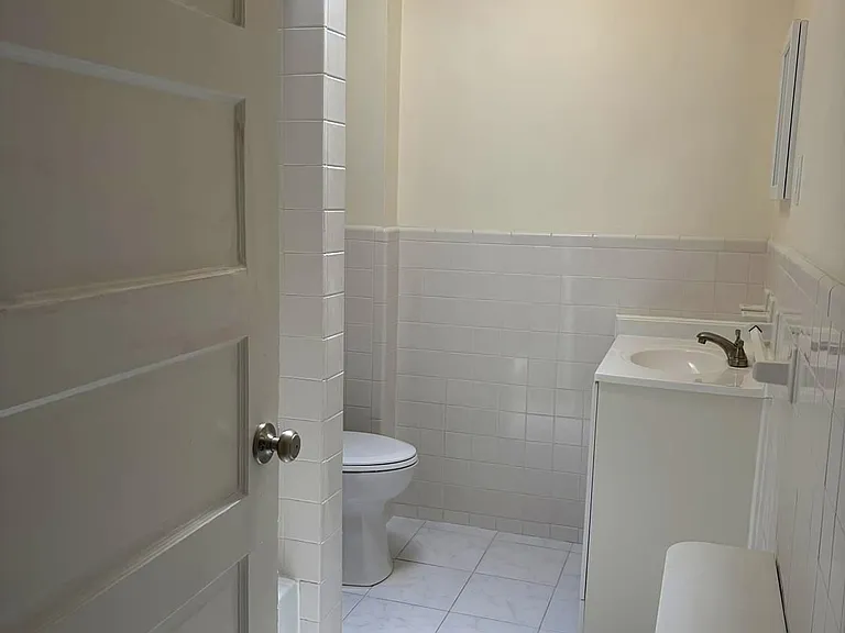 4045 Dexter St — Photo 16