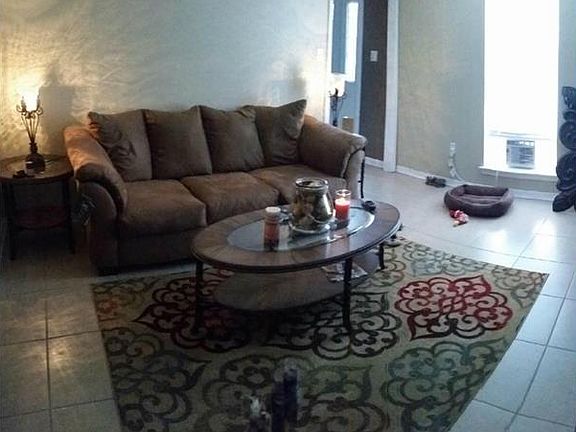 3rd image of 4549 Gen Meyer Ave