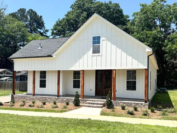611 Cicada Cv, Tupelo, MS 38804