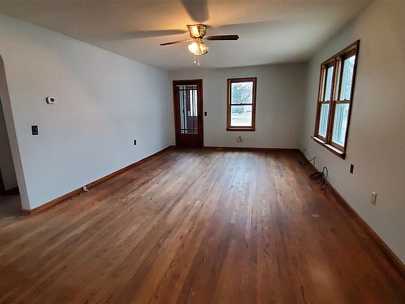 2nd image of 710 2nd St