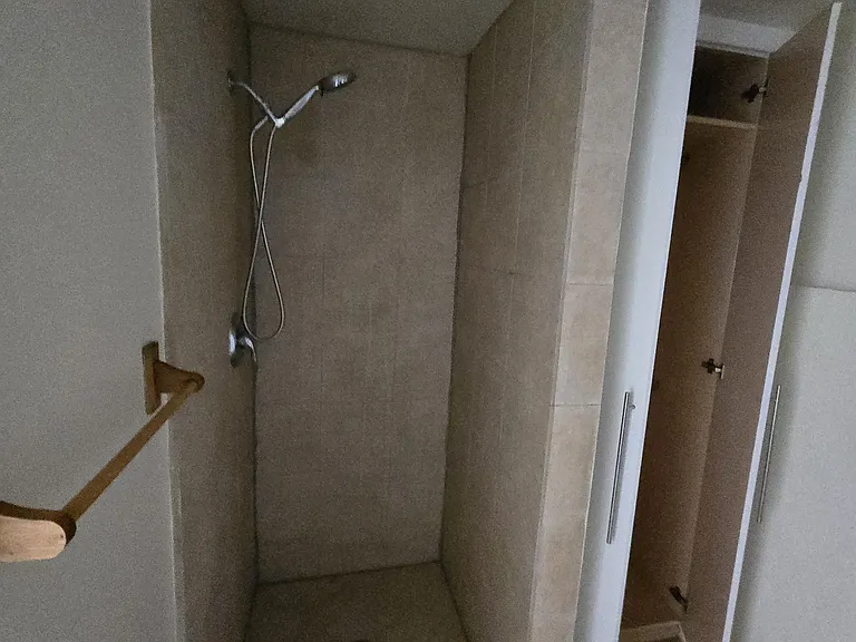 1917 Grace Ave #11 — Photo 7