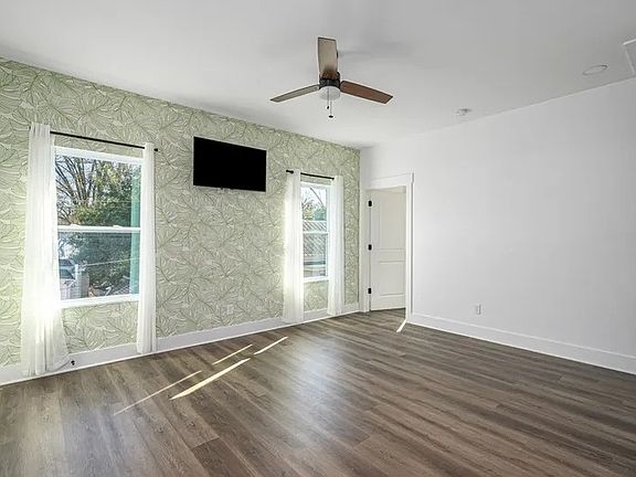 5th image of 637 E Anderson St #A