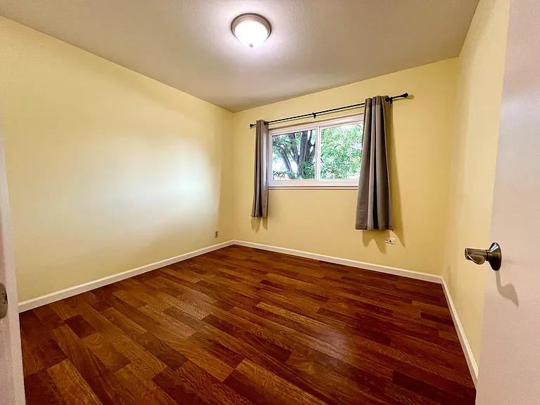 3708 Mauney Ct — Photo 23