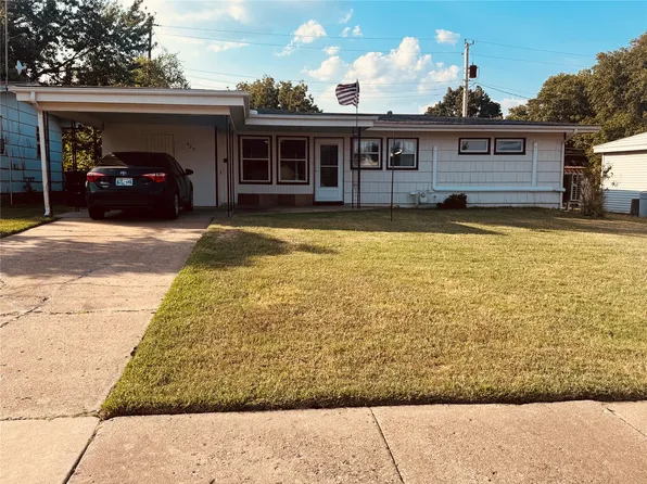 427 Meadowbrook Ln, Bartlesville, OK 74003