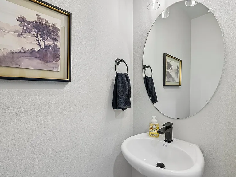 6807 NE 15th Ct — Photo 13