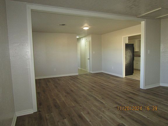 2nd image of 4902 NW Ozmun Ave