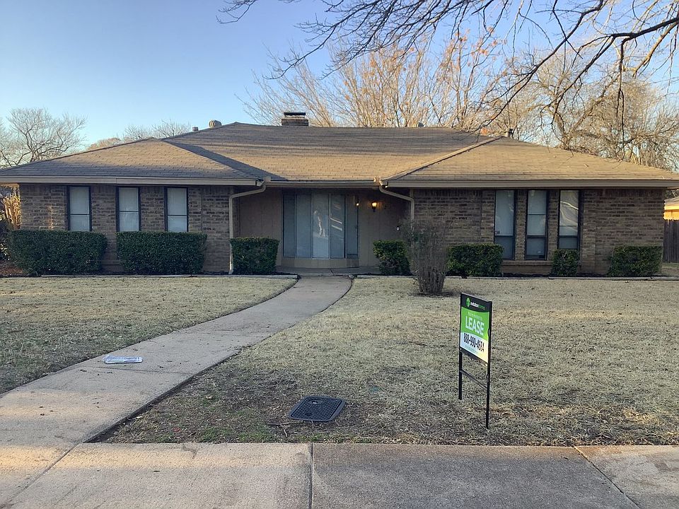 1st image of 121 Wesley Dr