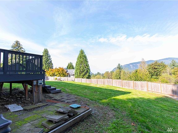 5th image of 23435 SE 160th Pl