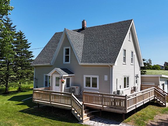 2nd image of 567 Kelvin Rd