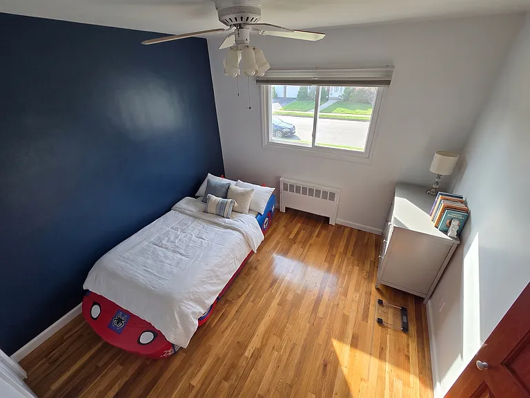 54 Jerome Ave — Photo 18