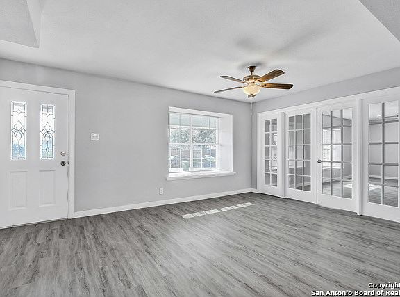 3rd image of 515 Tara Dr