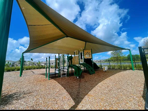 5273 Royal Point Ave, Kissimmee, FL 34746