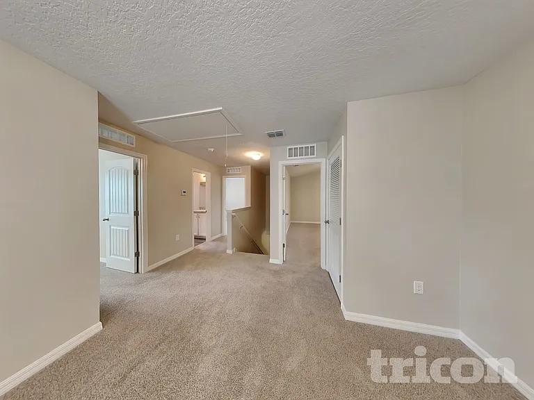73 Bruce Ln — Photo 15