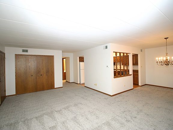 4th image of 7443 Ponderosa Ct Unit 2