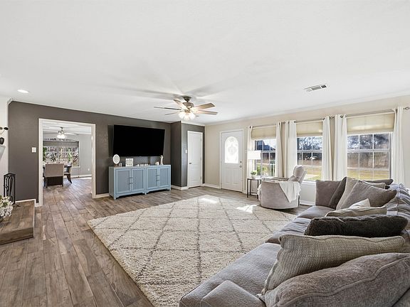 5th image of 1211 Overlook Ct