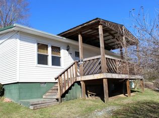 1541 Dawson Ave W, Big Stone Gap, VA 24219