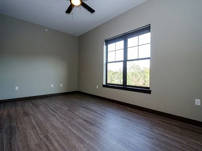 Depot Building C Luxury Rentals — Photo 26