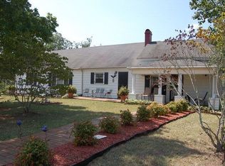 4715 Mountain Hill Rd, Milton, NC 27305