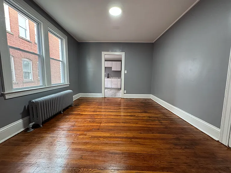 1069 Capitol Ave #2E — Photo 5