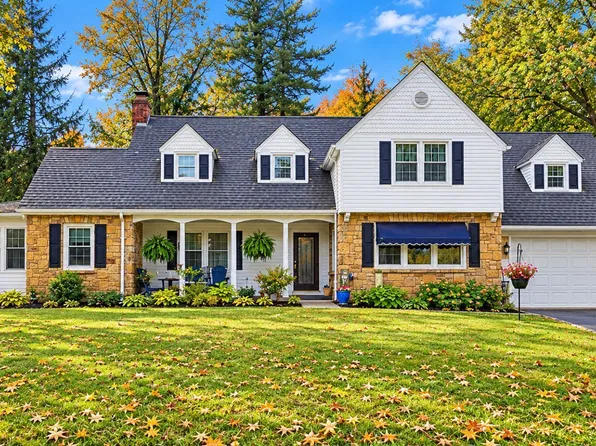 26 Holcomb Hill Rd, Gallipolis, OH 45631