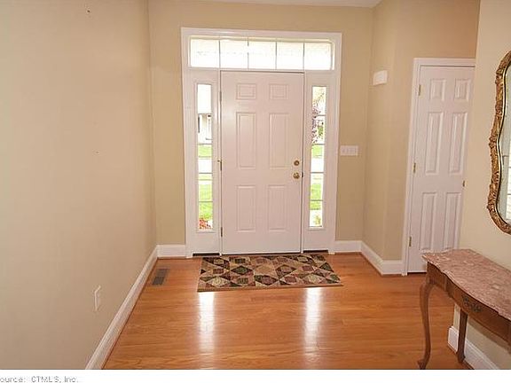 5th image of 15 Truman Way