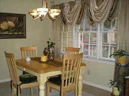4th image of 2292 Condor Dr