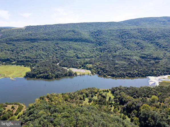 229 Inspiration Rd, Upper Tract, WV 26866