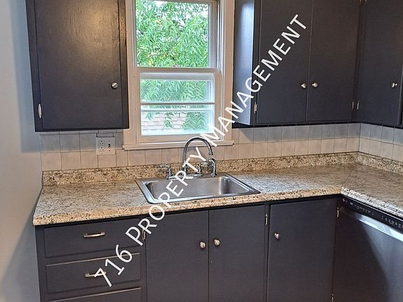 2nd image of 105 Kamper Ave