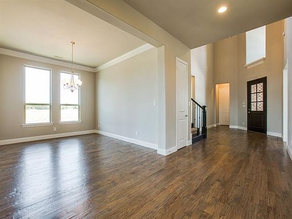 3rd image of 2502 Kermit Dr