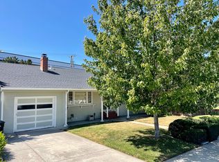 1128 Dufferin Ave, Burlingame, CA 94010