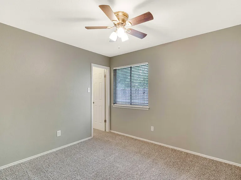 1512 Sundance Dr #T2 — Photo 42