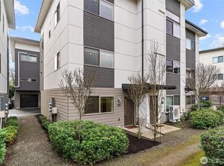 4290 S Greenbelt Station Drive, Seattle, WA