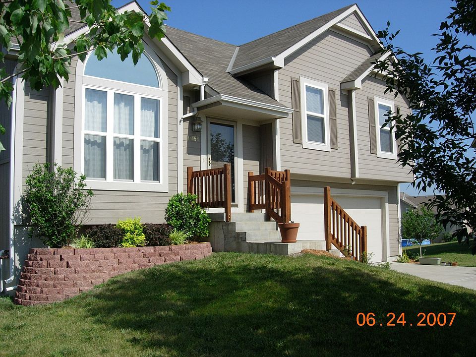 18858 West 160th Place