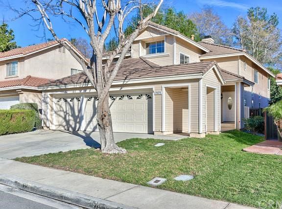 2nd image of 7571 Santa Lucia St