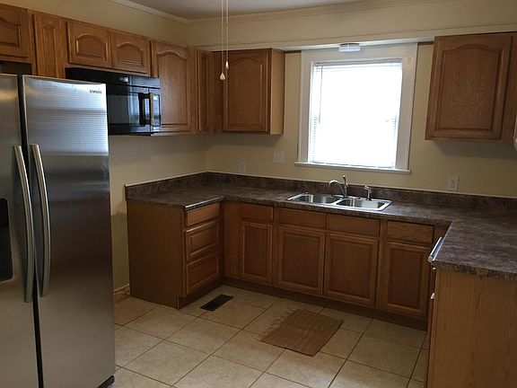 Remodeled kitchen, it turned out great!