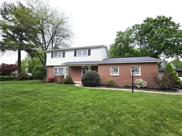 2145 Mark Twain Cir, Bethlehem, PA 18017