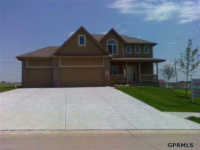 1st image of 7805 N 156th Ave