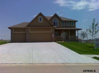 7805 N 156th Ave, Omaha, NE 68116