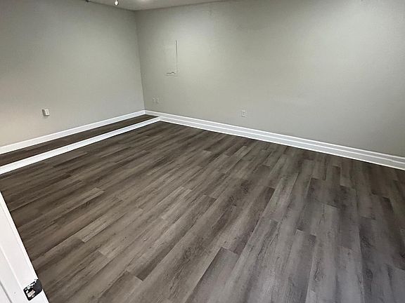5th image of 2746 Town North Dr