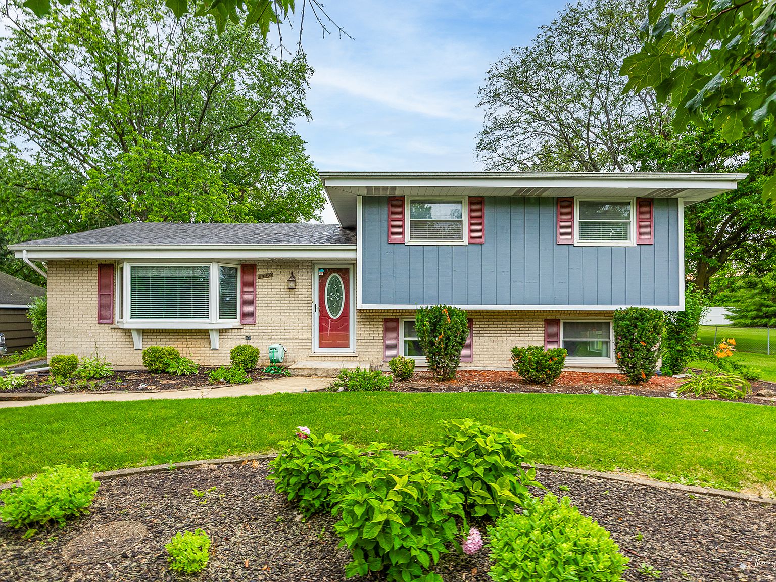 5S300 Tuthill Rd, Naperville, IL 60563 | Zillow