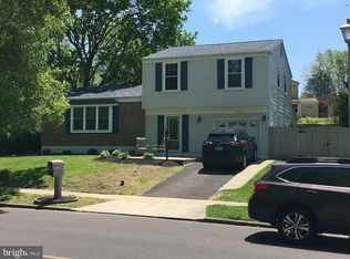 6328 Neshaminy Valley Dr, Bensalem, PA 19020