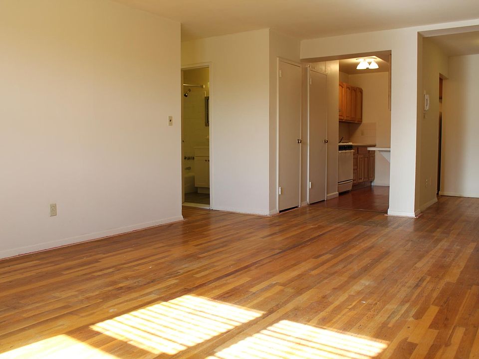1st image of 125 Radford St APT 4F