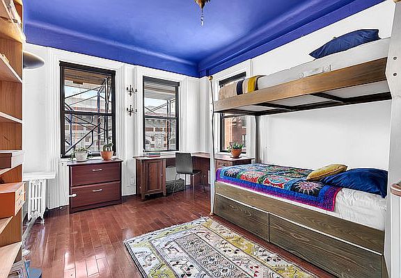 5th image of 615 W 113th St #811