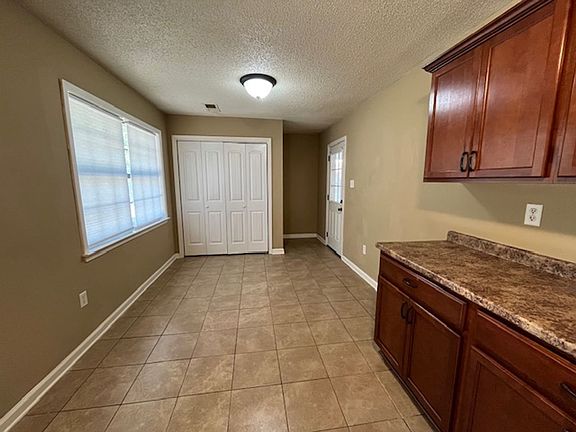 2nd image of 5551 Winterwood Dr
