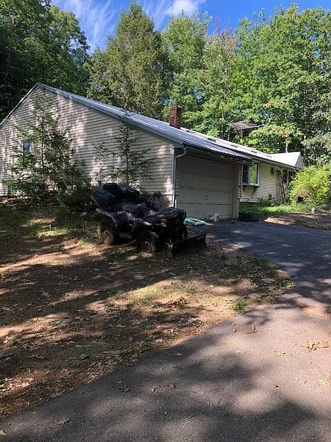 2nd image of 300 Sebago Road